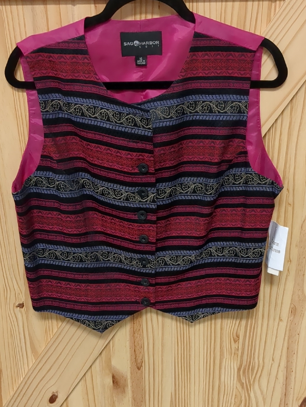 Sag Harbor Women's Pink And Black Patterned Vest